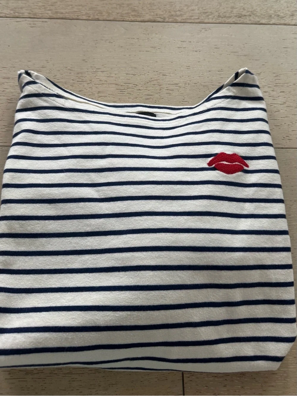 J crew Classic mariner cloth boatneck T-shirt with embroidery lips kiss
